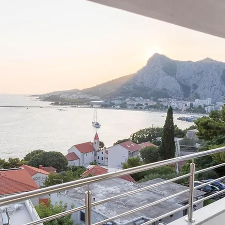 Zorka Omis