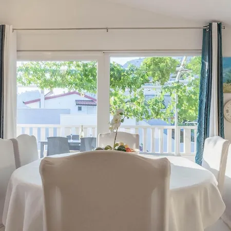 Zorka アパート *